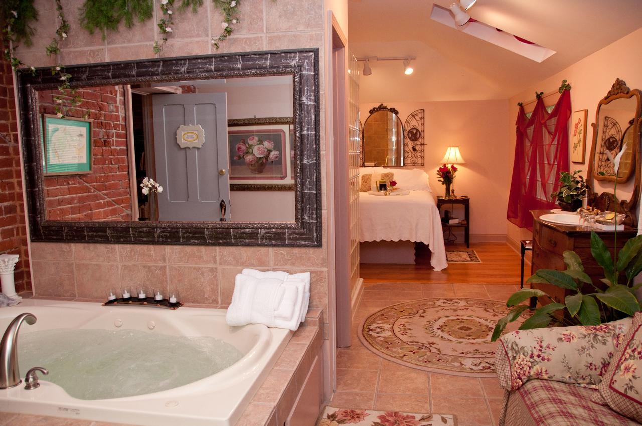 Main Street Inn Parkville Ngoại thất bức ảnh