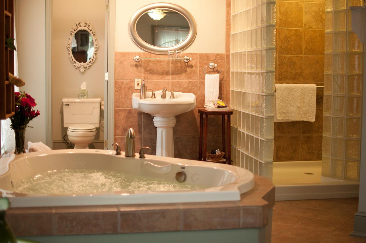 Main Street Inn Parkville Ngoại thất bức ảnh
